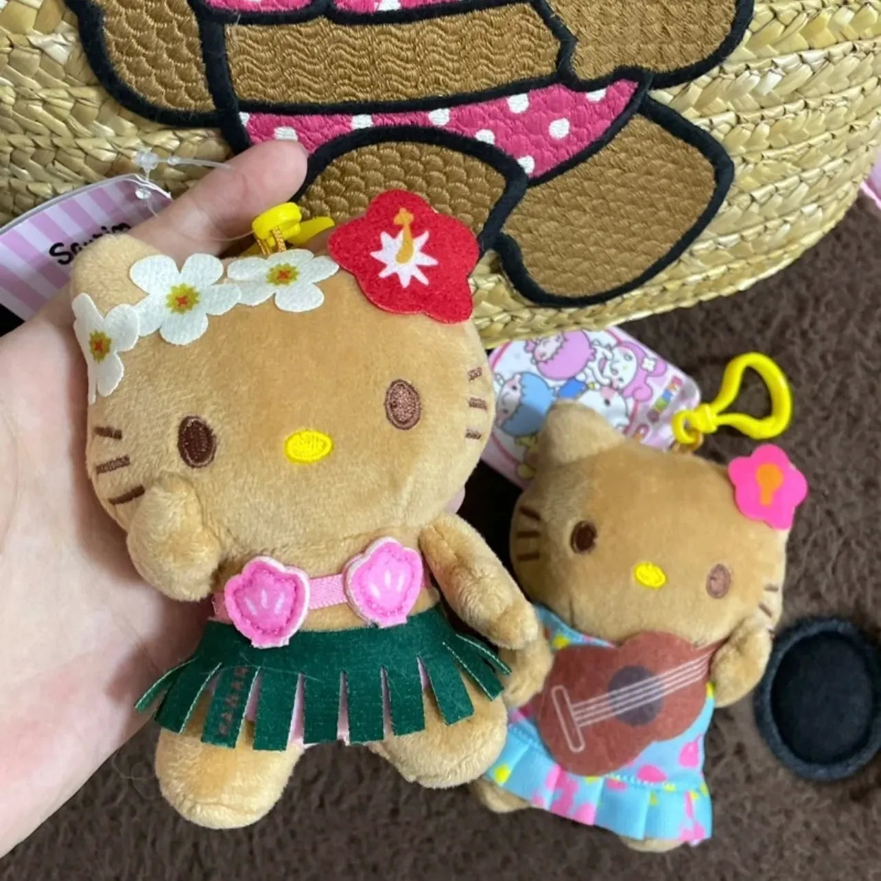 Hawaiian Tan Kitty Hula Skirt Plush Charm - Cute Tropical Accessory